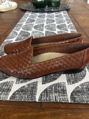 Trotters Cognac Woven Leather Slip-On Flats